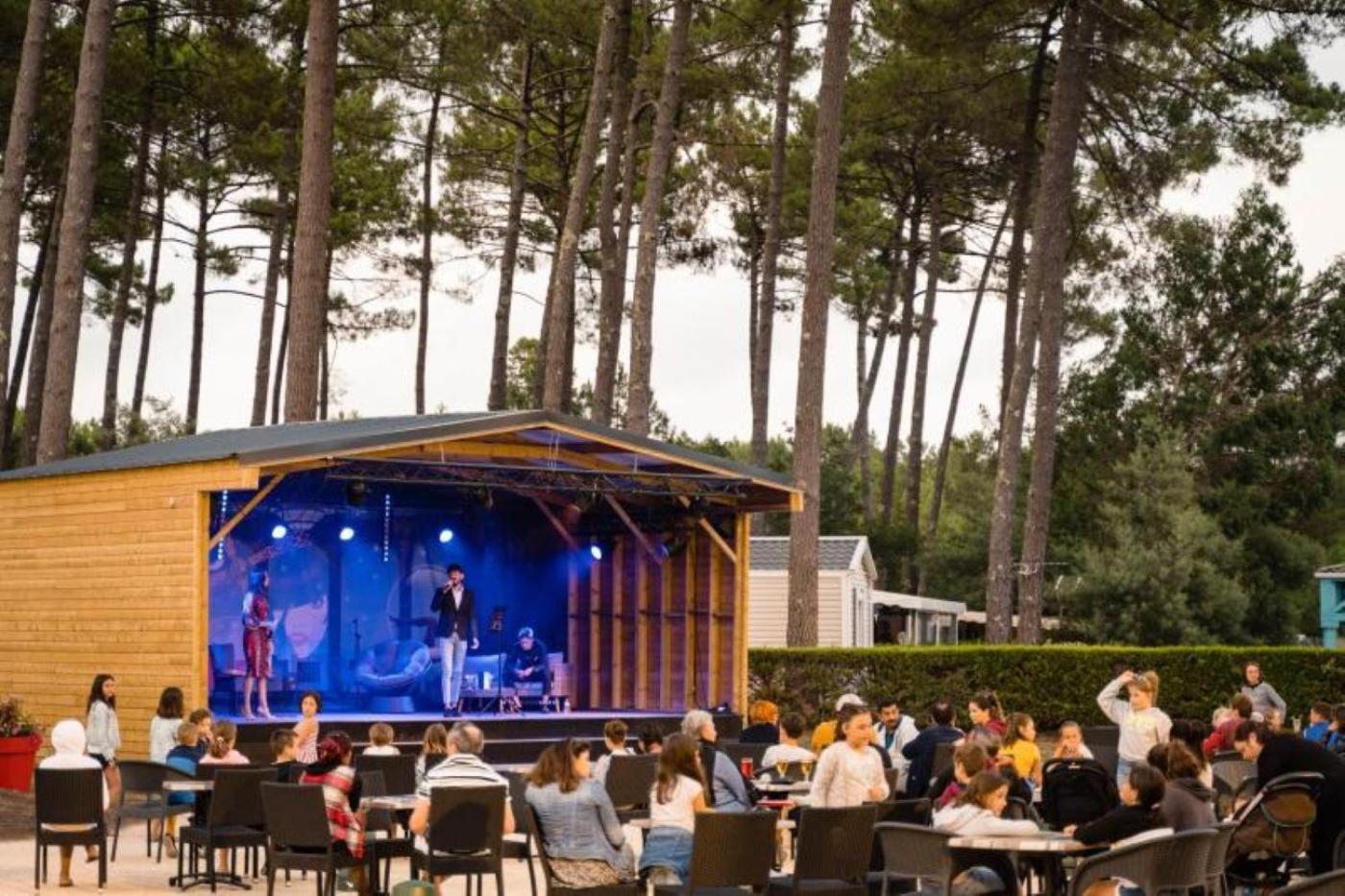 Sbvacances Tout Confort 2Ch Et 1Sdb, Environnement Calme Et Verdoyant Dans Camping 4 Etoiles Сен-Жюльен-ан-Борн Экстерьер фото